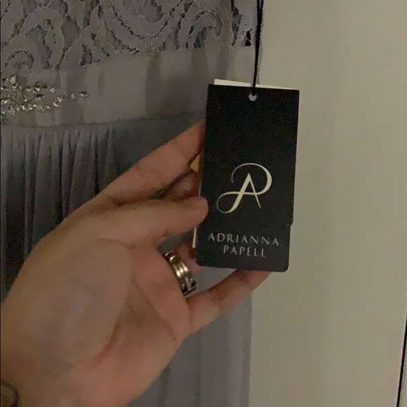 Long formal lace dress - Picture 3 of 5